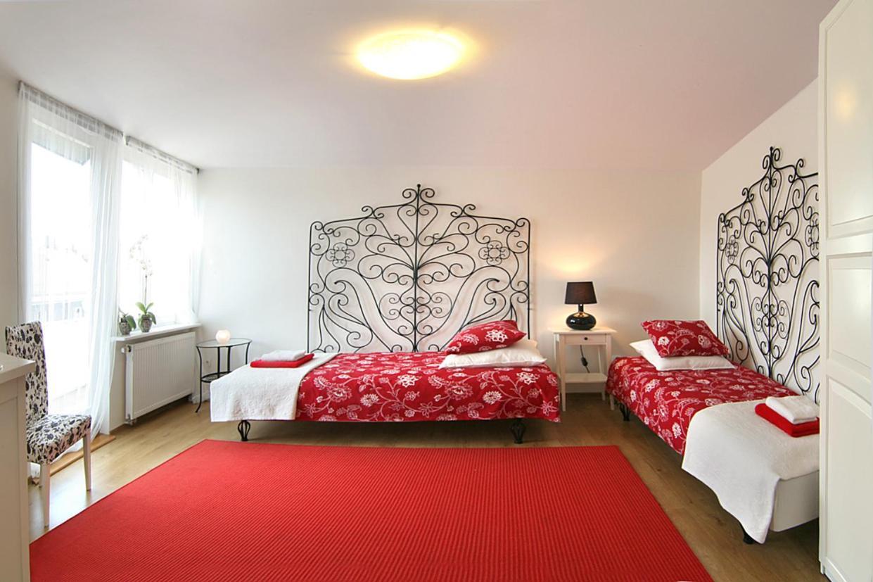 Apartamento Pomaranczarnia